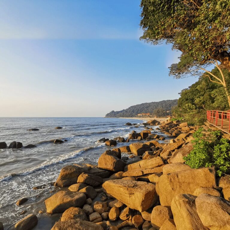 Telok Cempedak Beach